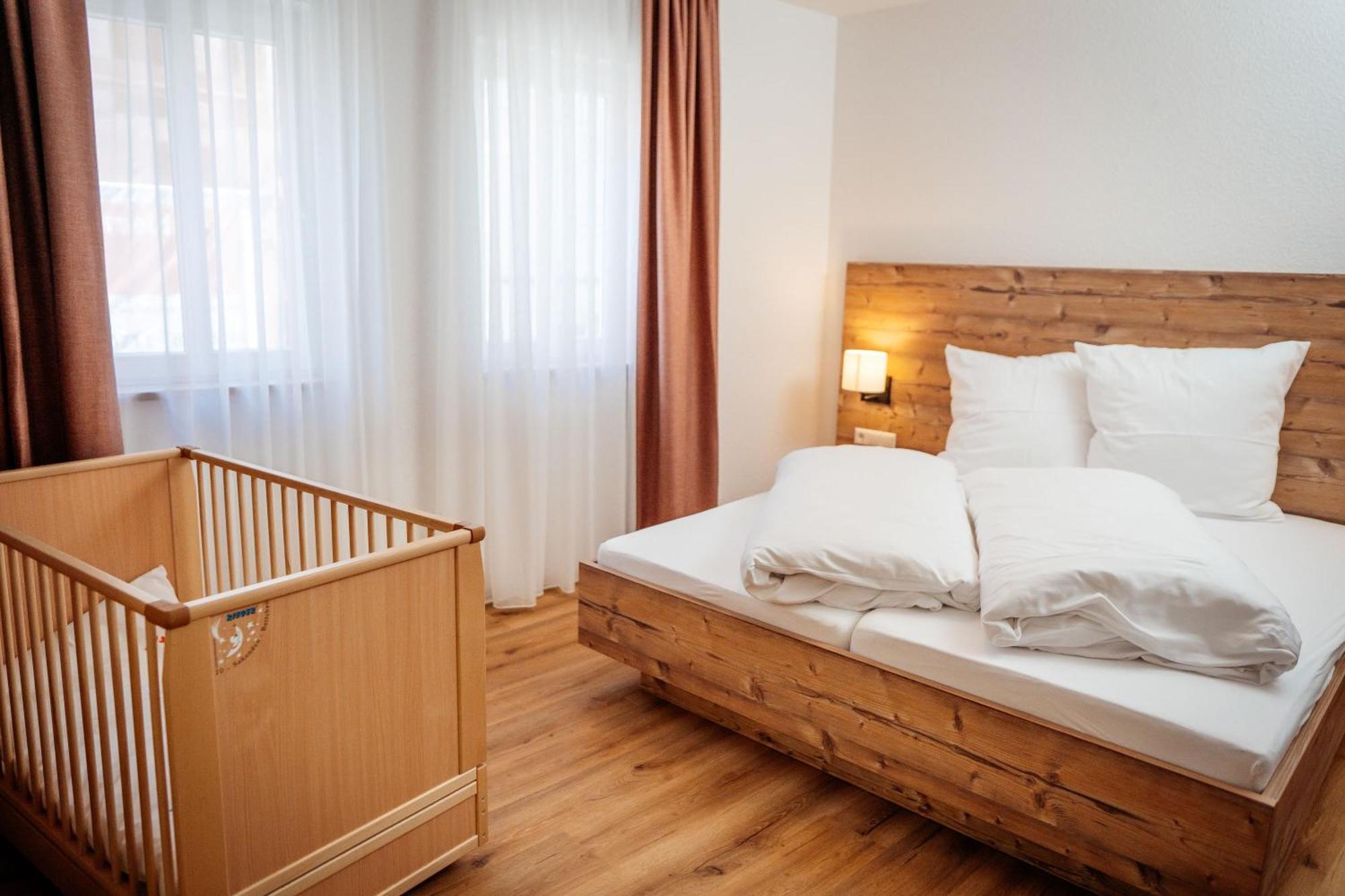 Hotel Bauernhaeusle à Hessigheim Extérieur photo